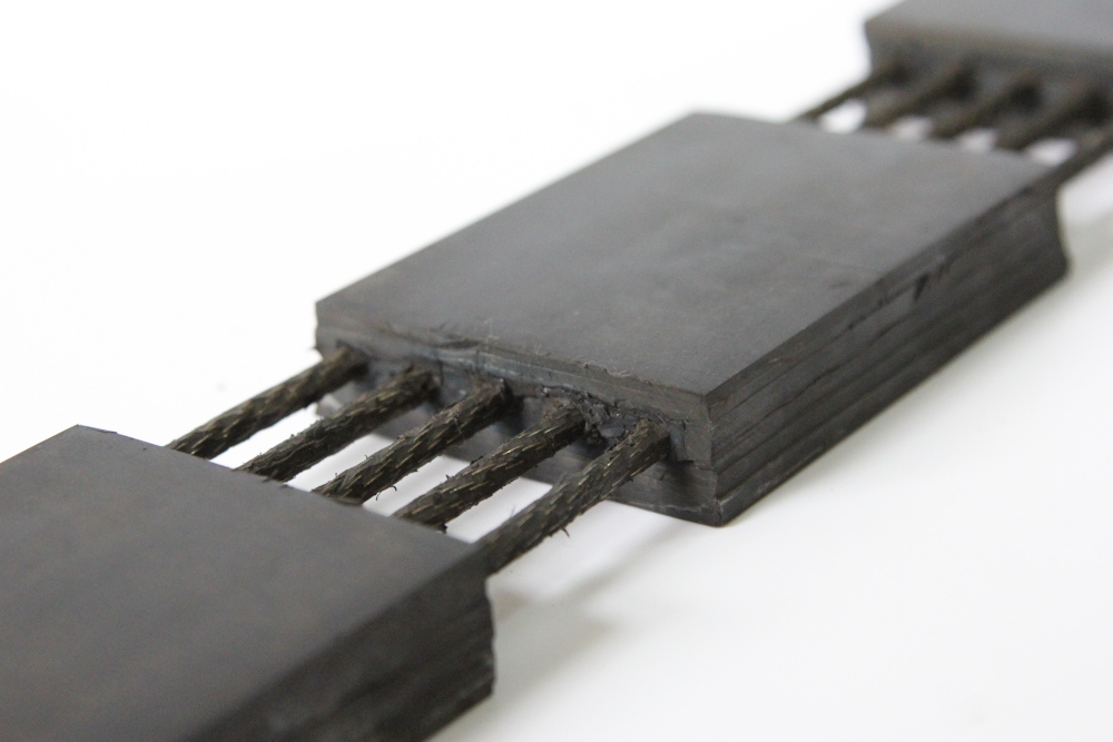 鋼絲繩輸送帶大運(yùn)量物料輸送，靜態(tài)接頭強(qiáng)度高